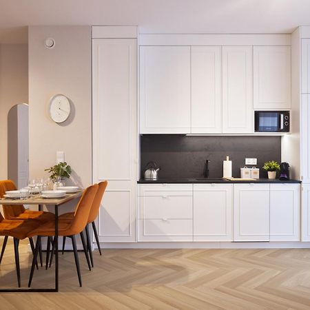 Metropolis Old Town Apartments Krakow Bagian luar foto
