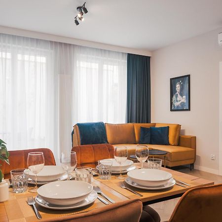 Metropolis Old Town Apartments Krakow Bagian luar foto