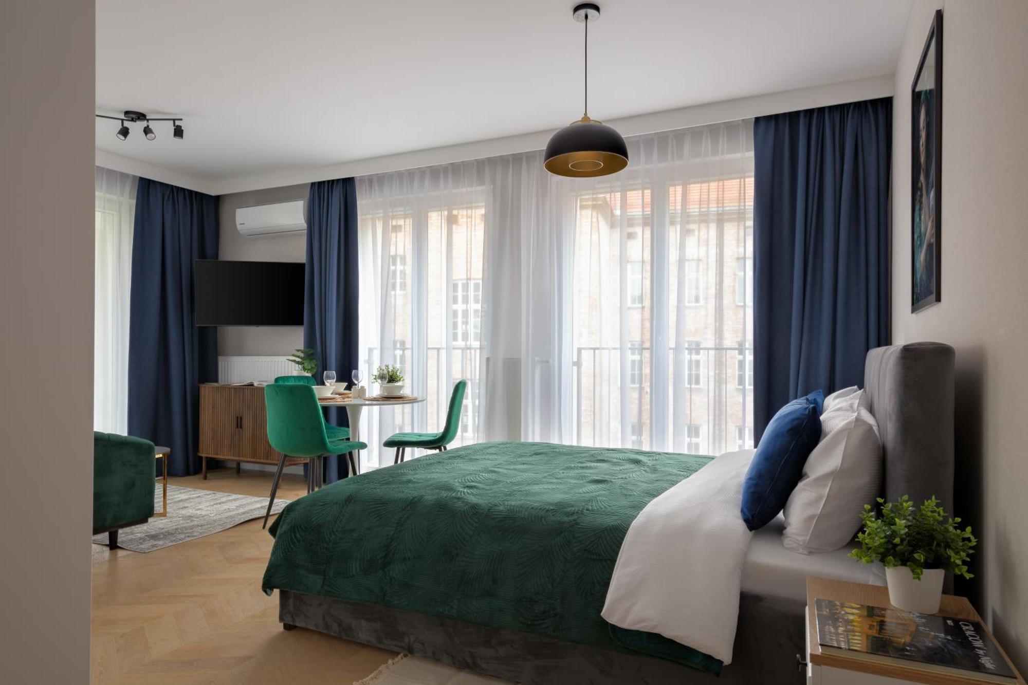 Metropolis Old Town Apartments Krakow Bagian luar foto