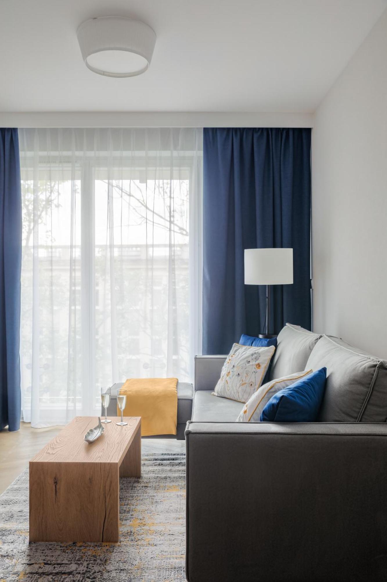 Metropolis Old Town Apartments Krakow Bagian luar foto