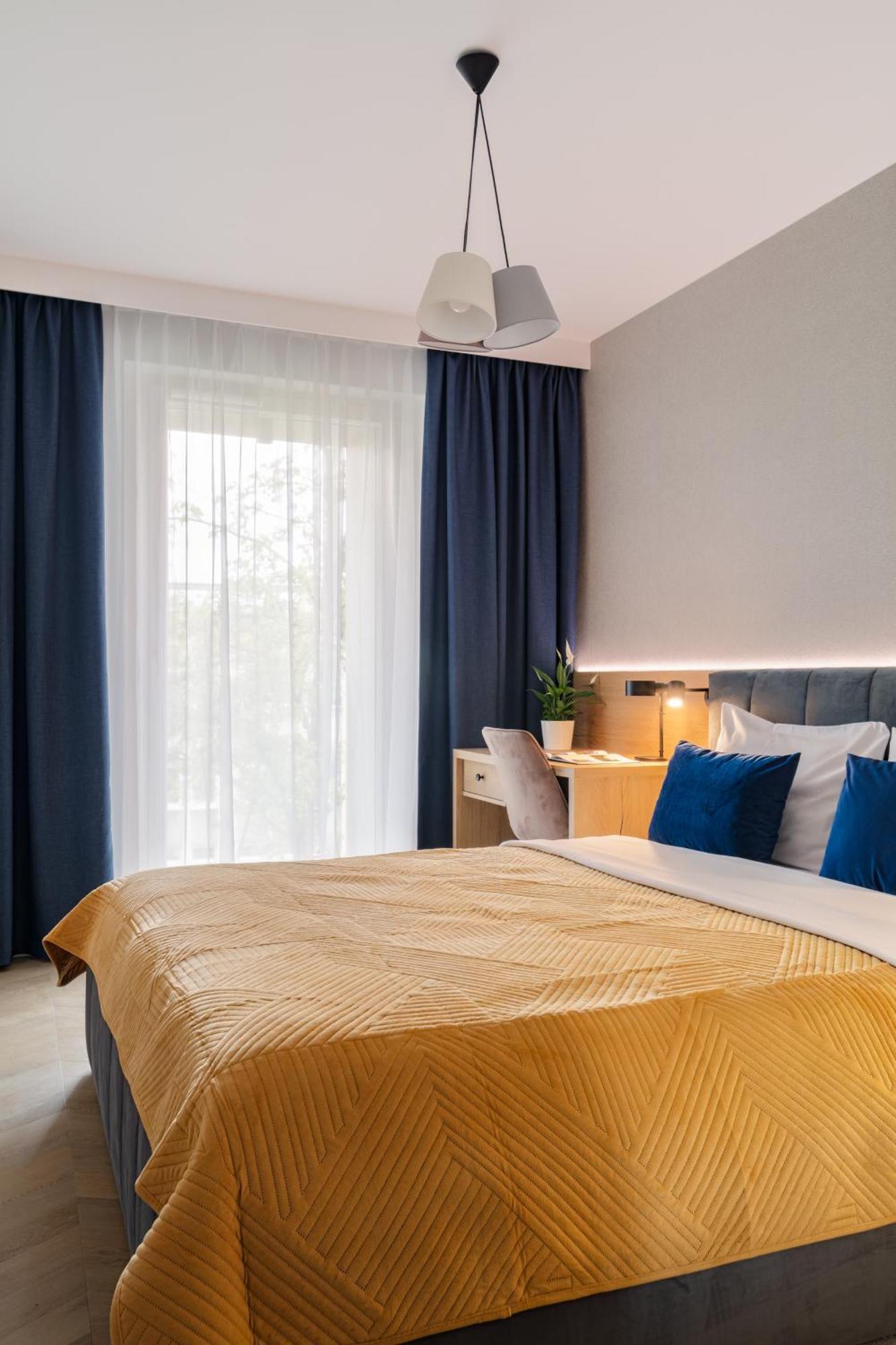 Metropolis Old Town Apartments Krakow Bagian luar foto